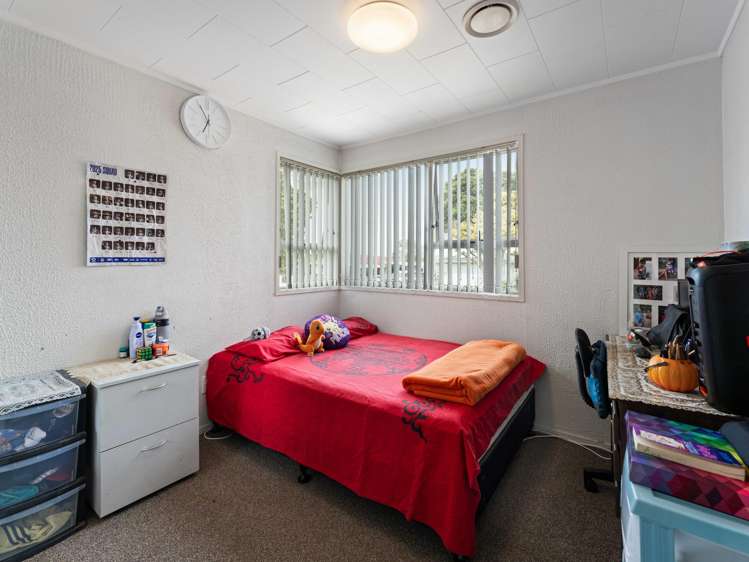 14 Gambare Place Wattle Downs_11