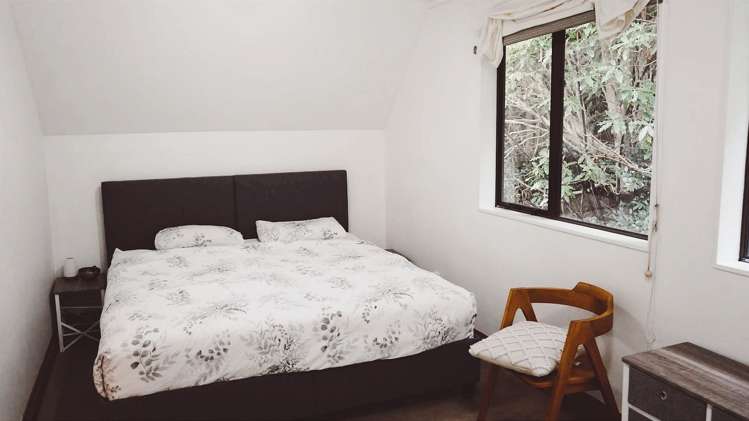 5 Lady Bell Grove Lowry Bay_15