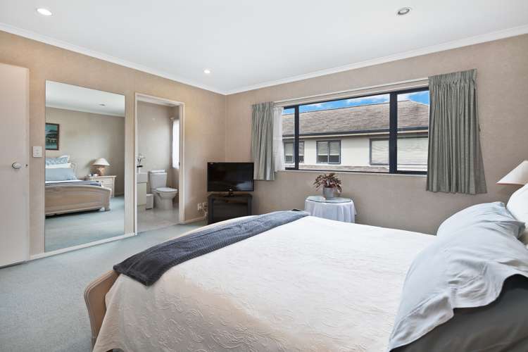 13 Canterbury Park Lane Ellerslie_8