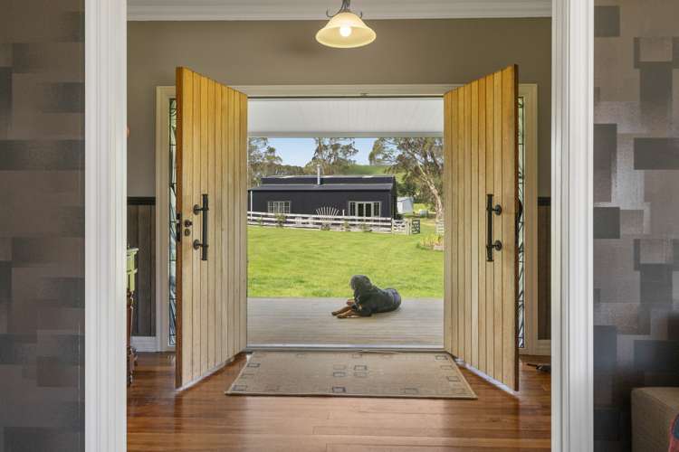 736 Tukairangi Road Kinloch_15