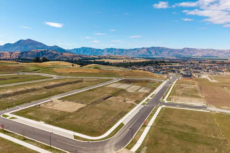 34 Stonehenge Road_5