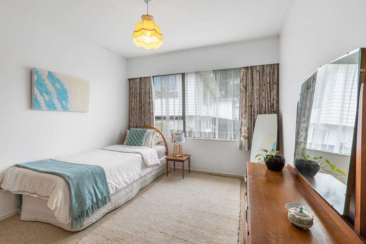 6 Saint Aidans Way Tawa_11