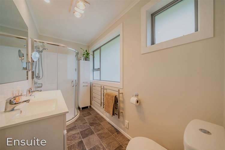 527 Whitemans Valley Road Whitemans Valley_5