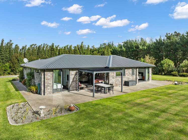 36 Phils Way Mangawhai_1