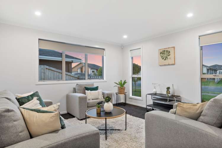 10 Kahuparere Crescent Pyes Pa_2