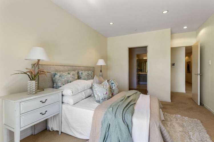 1c/2 Queens Parade Devonport_11