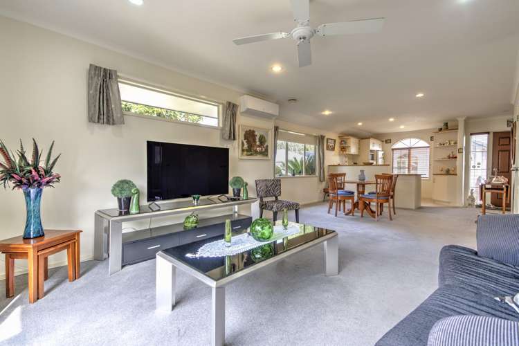 19/16 Rototuna Road Flagstaff_10