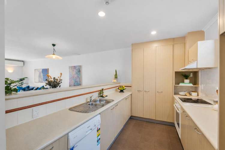 2B/8 Farnham Street Parnell_3