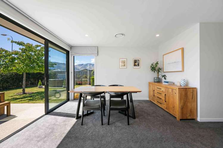 15 Pennycook Place Lake Hawea_4
