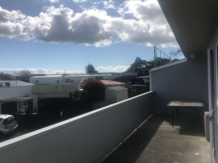 17D Station Road Pukekohe_15