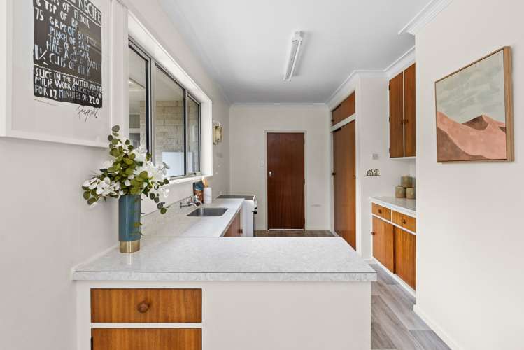 332 Clifton Road Te Awanga_5