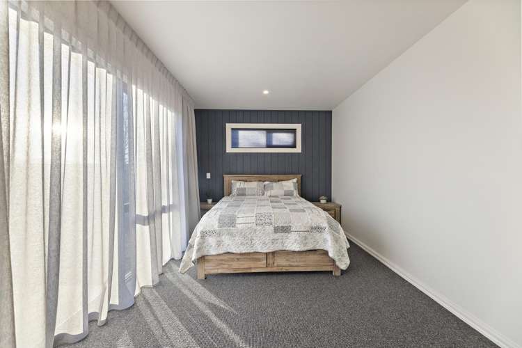 4 Bank Avenue Middlemarch_11