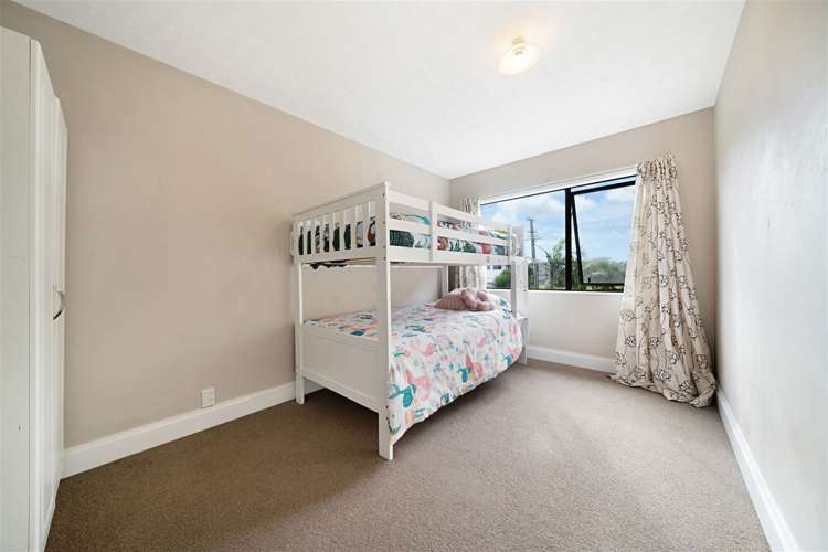 13 Pine Avenue Henderson_10