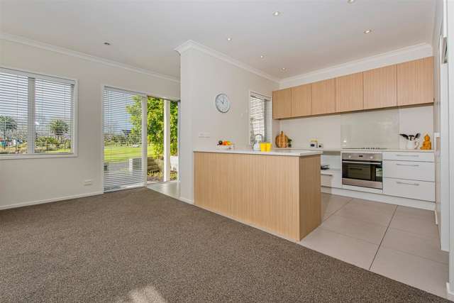 8 Toheroa Street Hobsonville_3