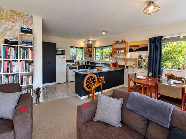 24 Pauareka Road Haast_2