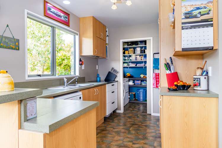 9 Mitcham Road Allenton_3