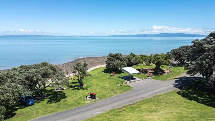 15 Pohue Creek Road Waiomu_37