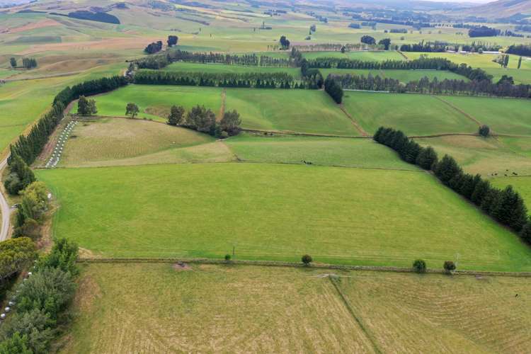 70 Herron Road Waikaka_0