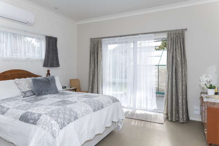 11 Pohutukawa Grove Lytton West_9