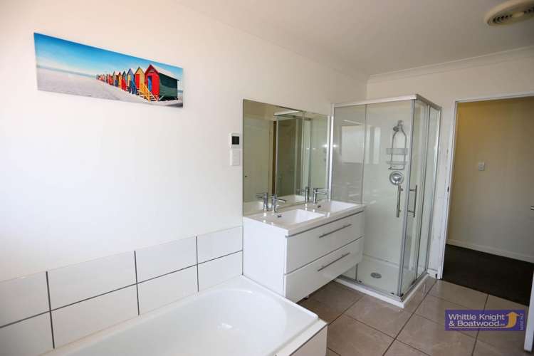 6 Holmcroft Court Cracroft_16