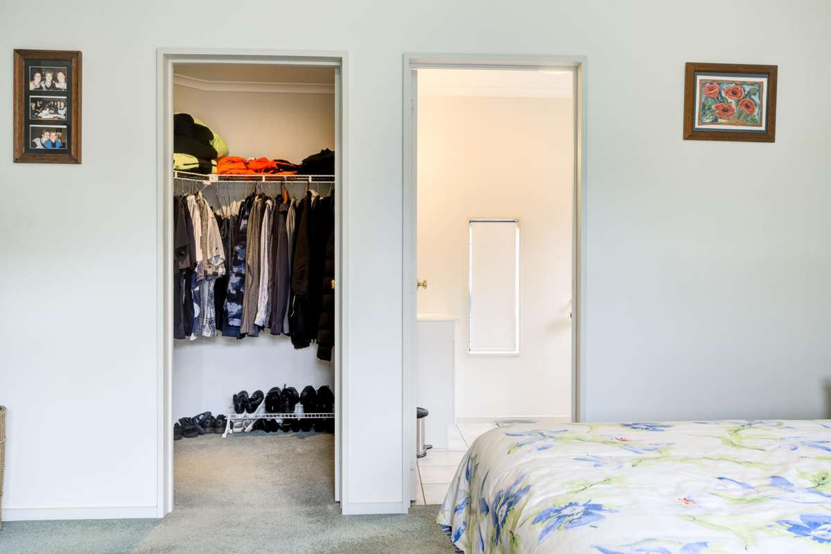 22 Hollinger Place_3