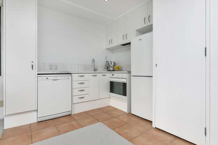 6h/11 Howe Street Freemans Bay_8