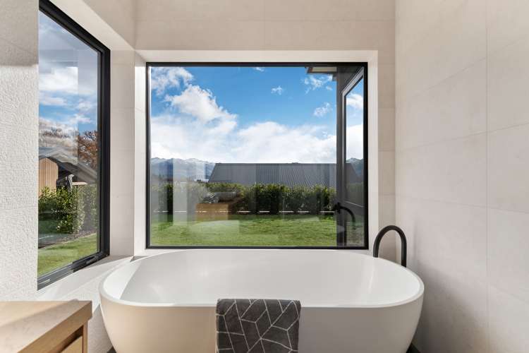 23 Little Alpha Loop Wanaka_13