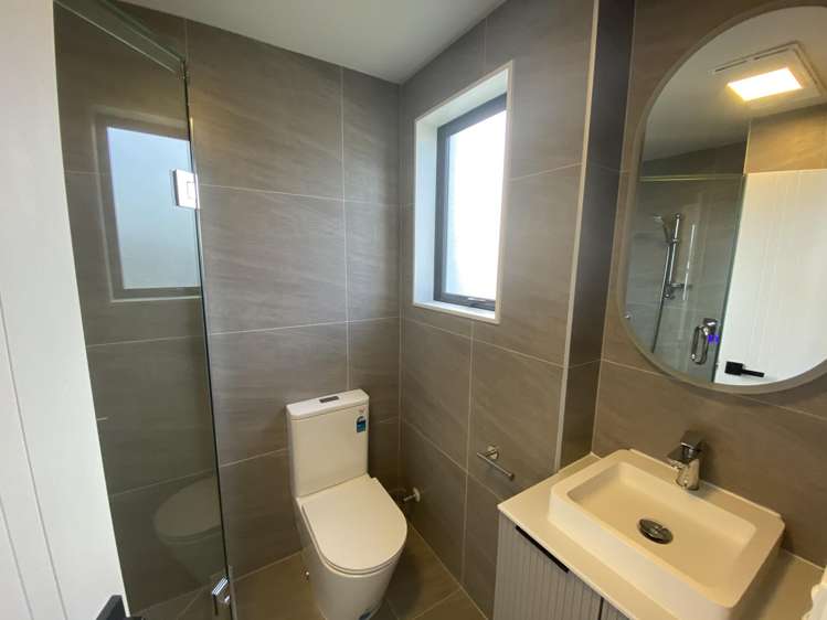 47 Survila Street Papakura_13