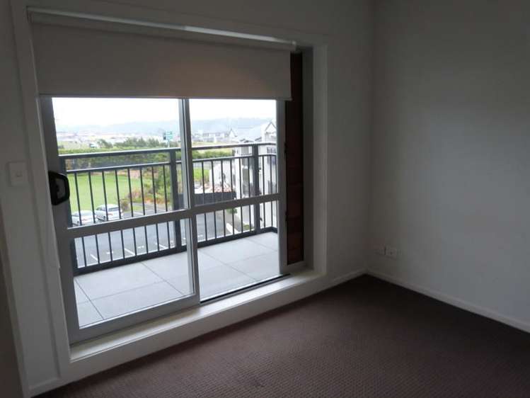 B13/71 Spencer Road Oteha_2