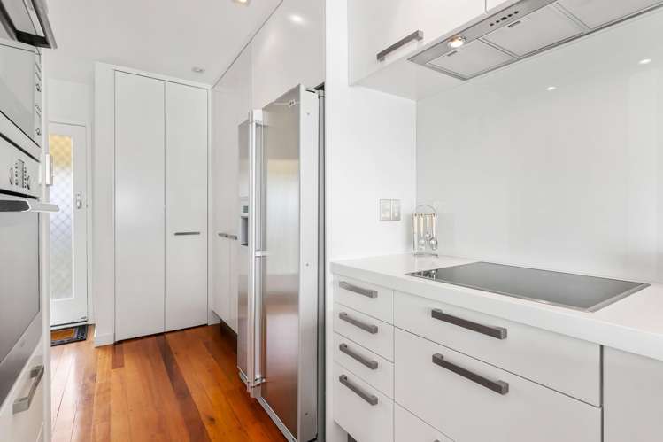 5/198 Hurstmere Road Takapuna_10