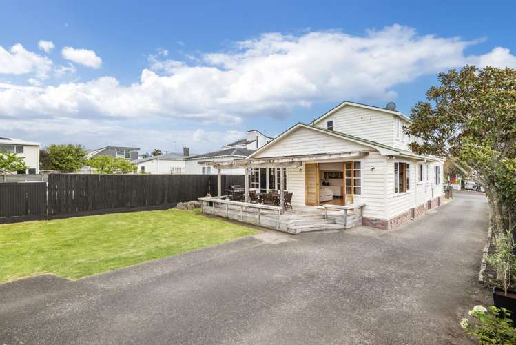 11 Boscawen Street Point Chevalier_3