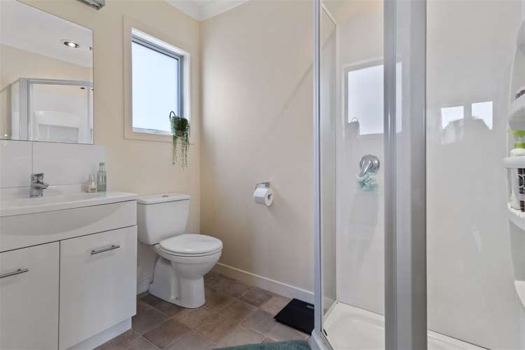 17 Tudor Grove Whitianga_11