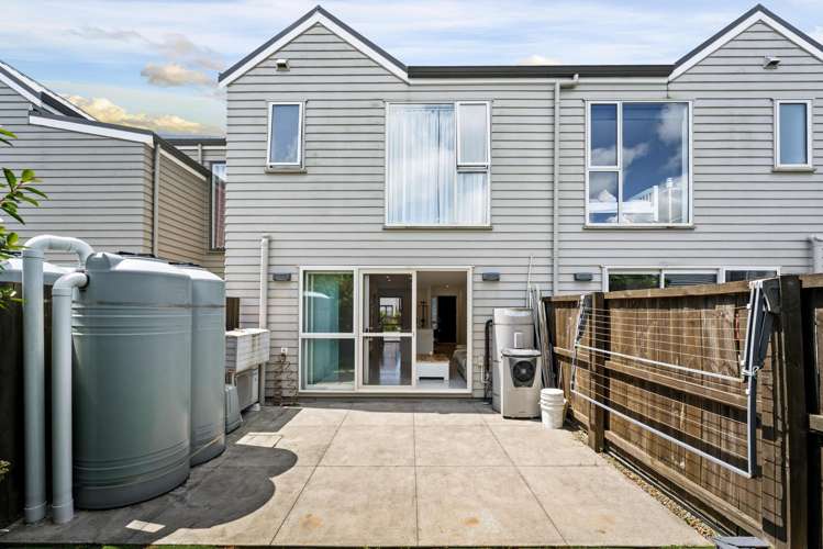 53 Glidepath Road Hobsonville_21