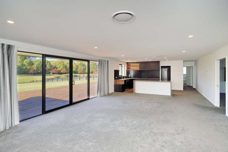 8 Burntwood Lane Pegasus_10