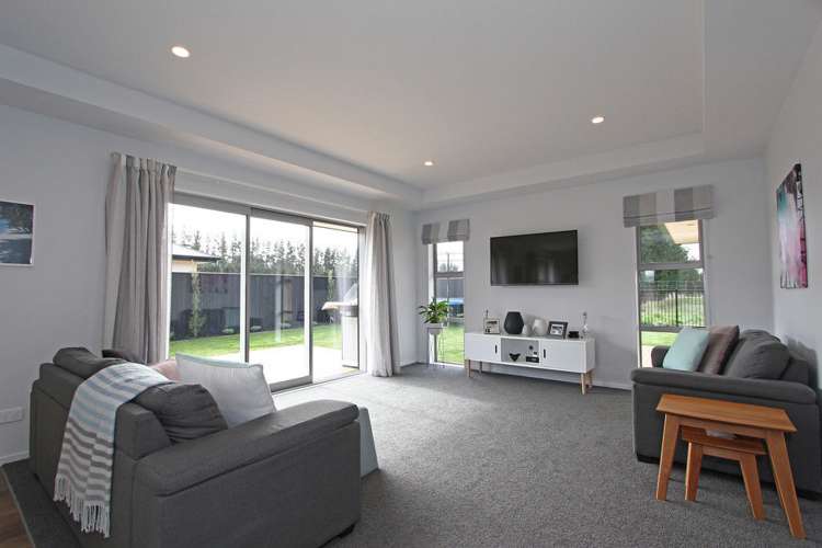 69 Hungerford Drive Rolleston_5