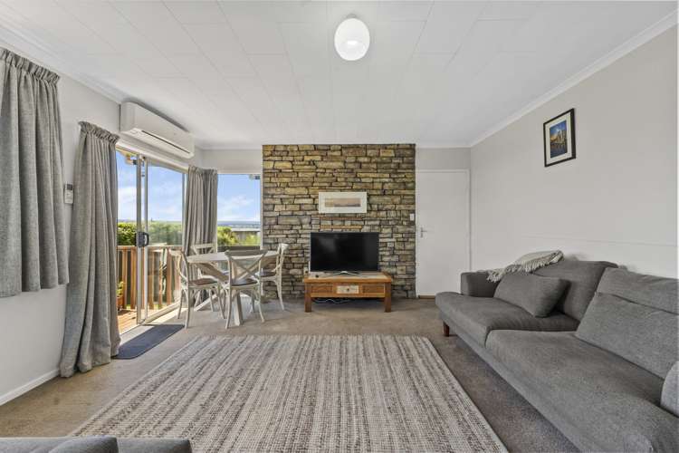 11 Besley Place Acacia Bay_5