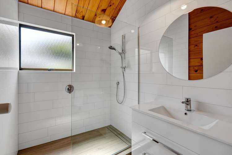 301 Mangorei Road Merrilands_13