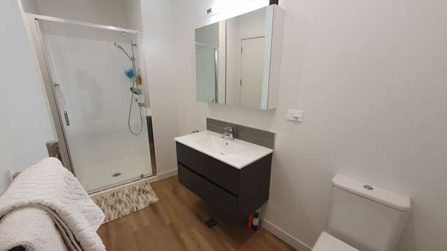 5/1 Genevieve Lane Hobsonville_4