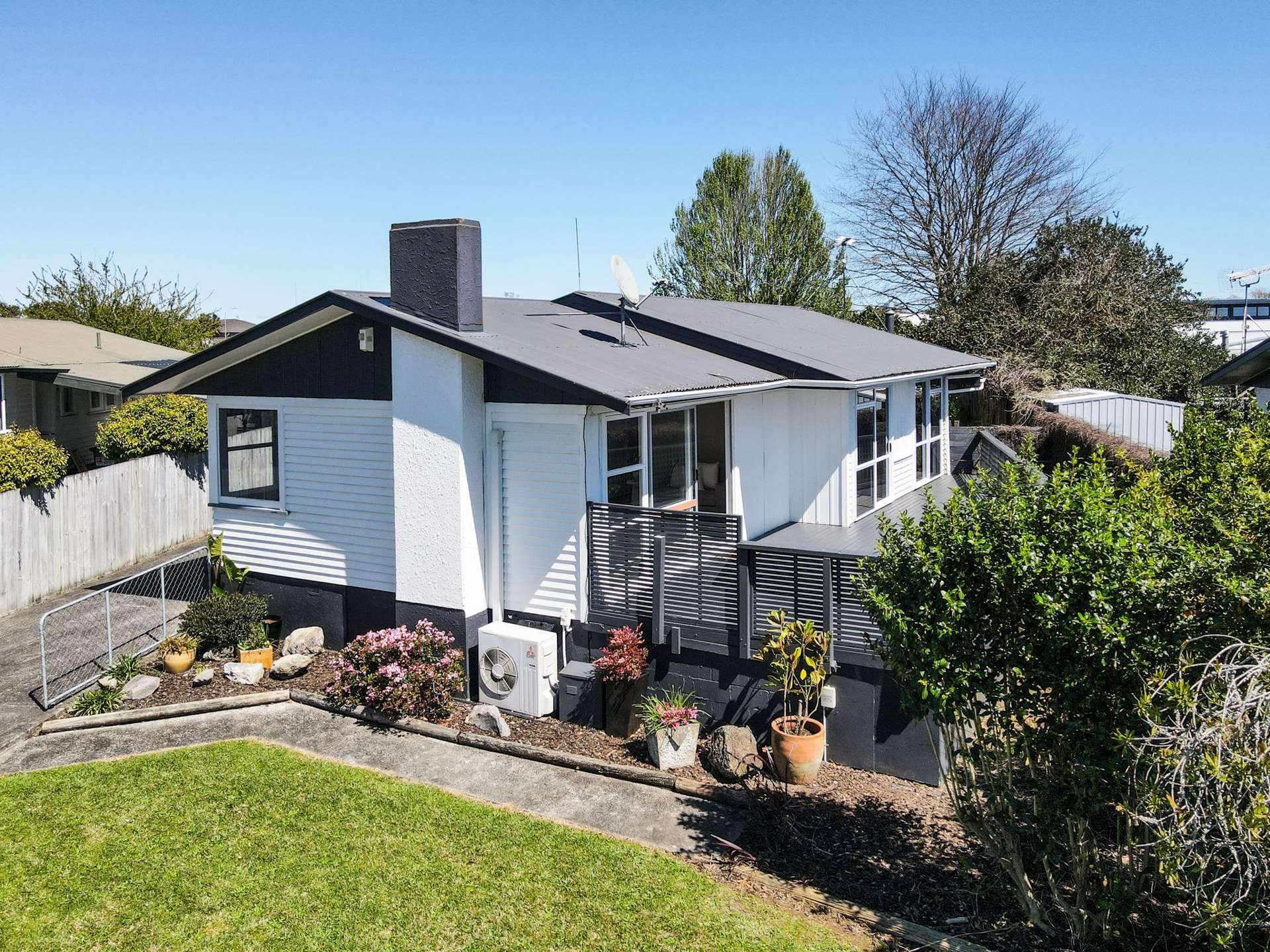 27 Joanna Place Deanwell_0