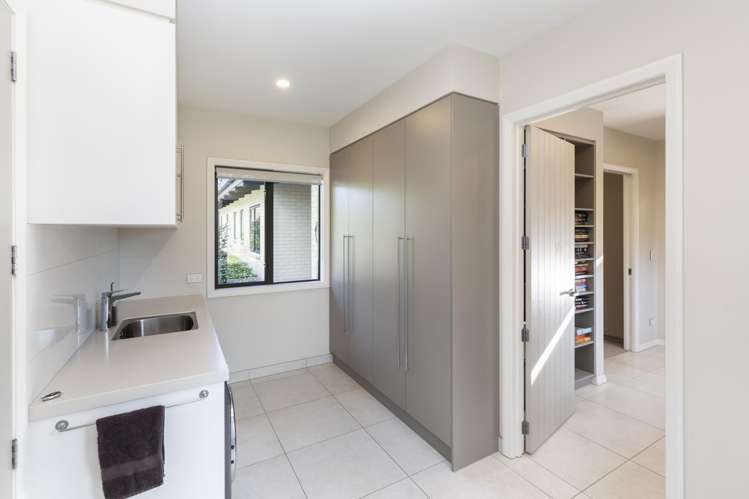 42 Grangewood Drive Lincoln_17