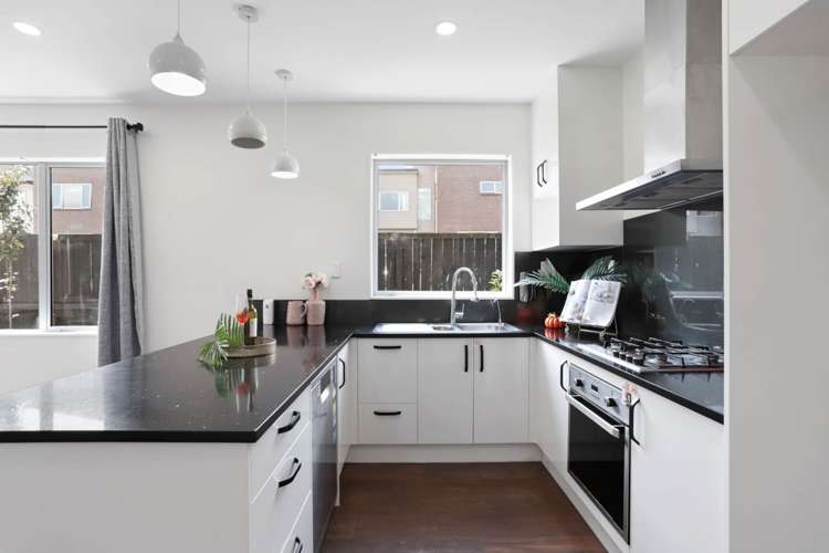 31 Sunshine Boulevard Sunnyvale_7