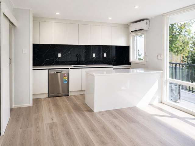 1/16A Dallinghoe Crescent Milford_1