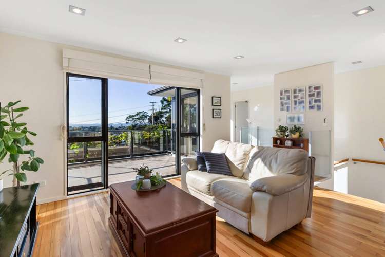 762 East Coast Road Oteha_5