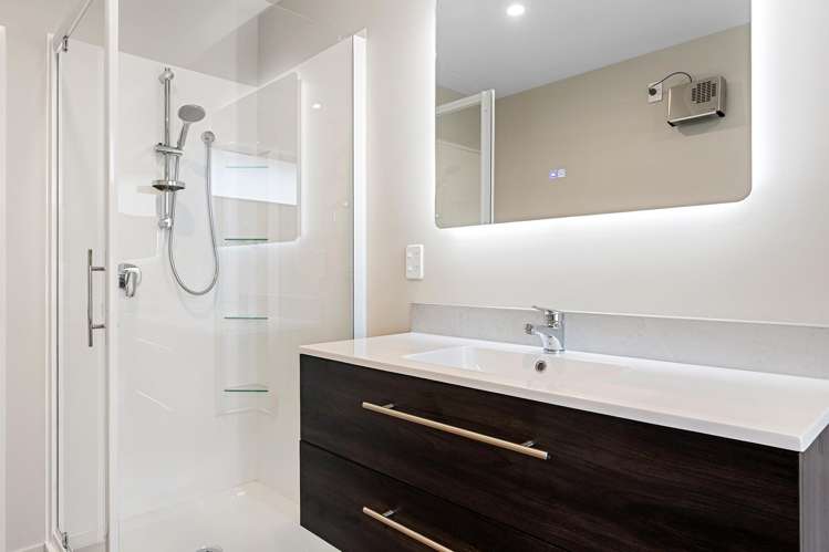 27 Grey View Grove Rangiora_10