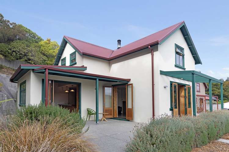 19 Bruce Terrace Akaroa_21