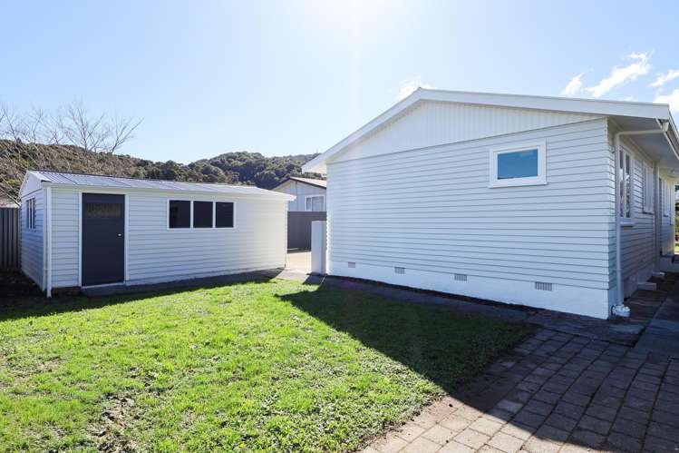 7 Karamea Grove Wainuiomata_21