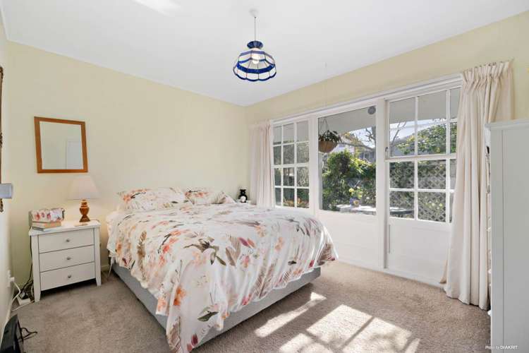 33 Glenmore Road Sunnyhills_20