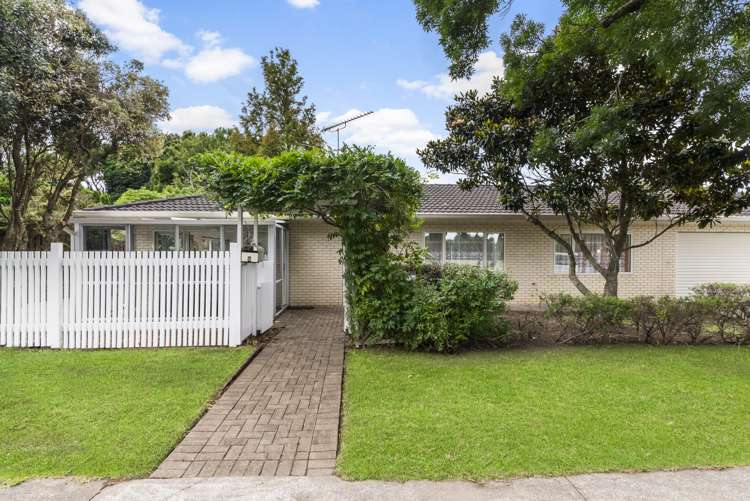 2 Ashdown Place Pahurehure_26