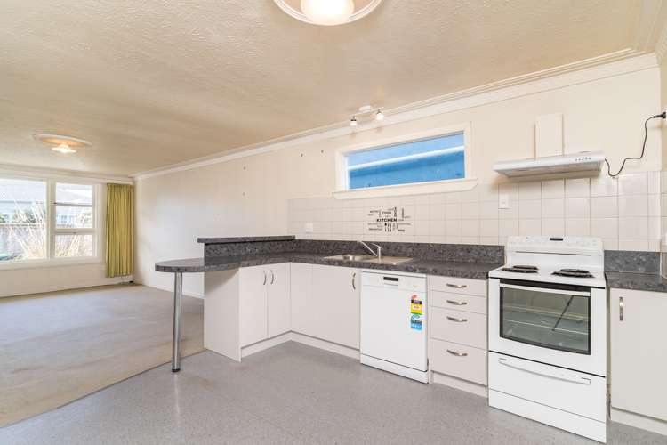 68 Loyalty Street Forbury_17