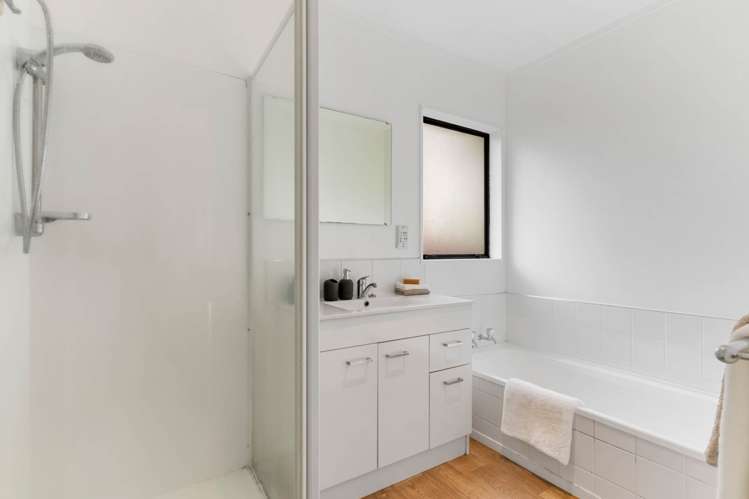 4/60 Eskdale Road Birkdale_9